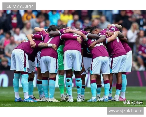 伯恩利与曼联历史交锋记录分析及战绩回顾